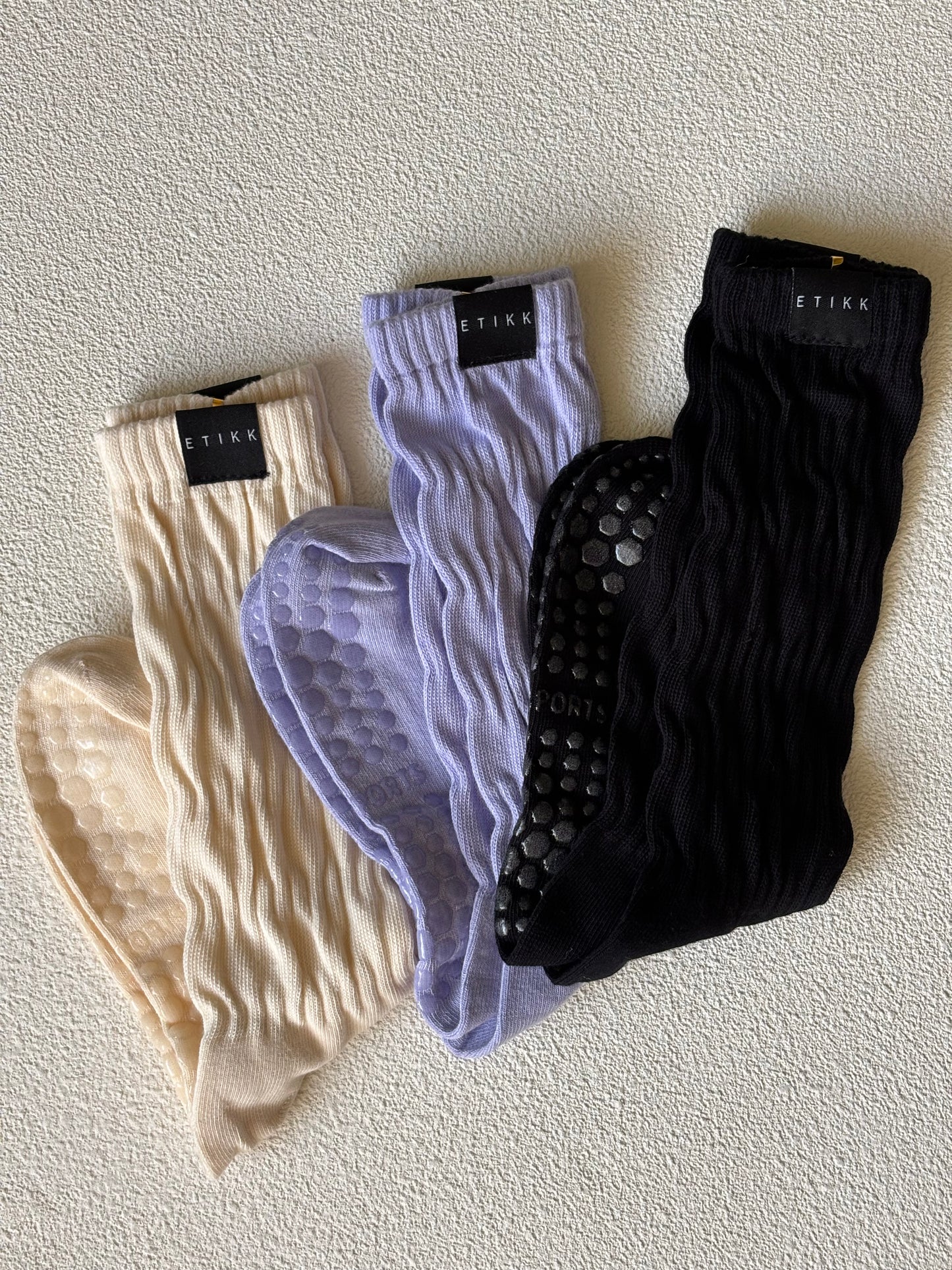 PILATES & YOGA GRIP SOCKS High Rise